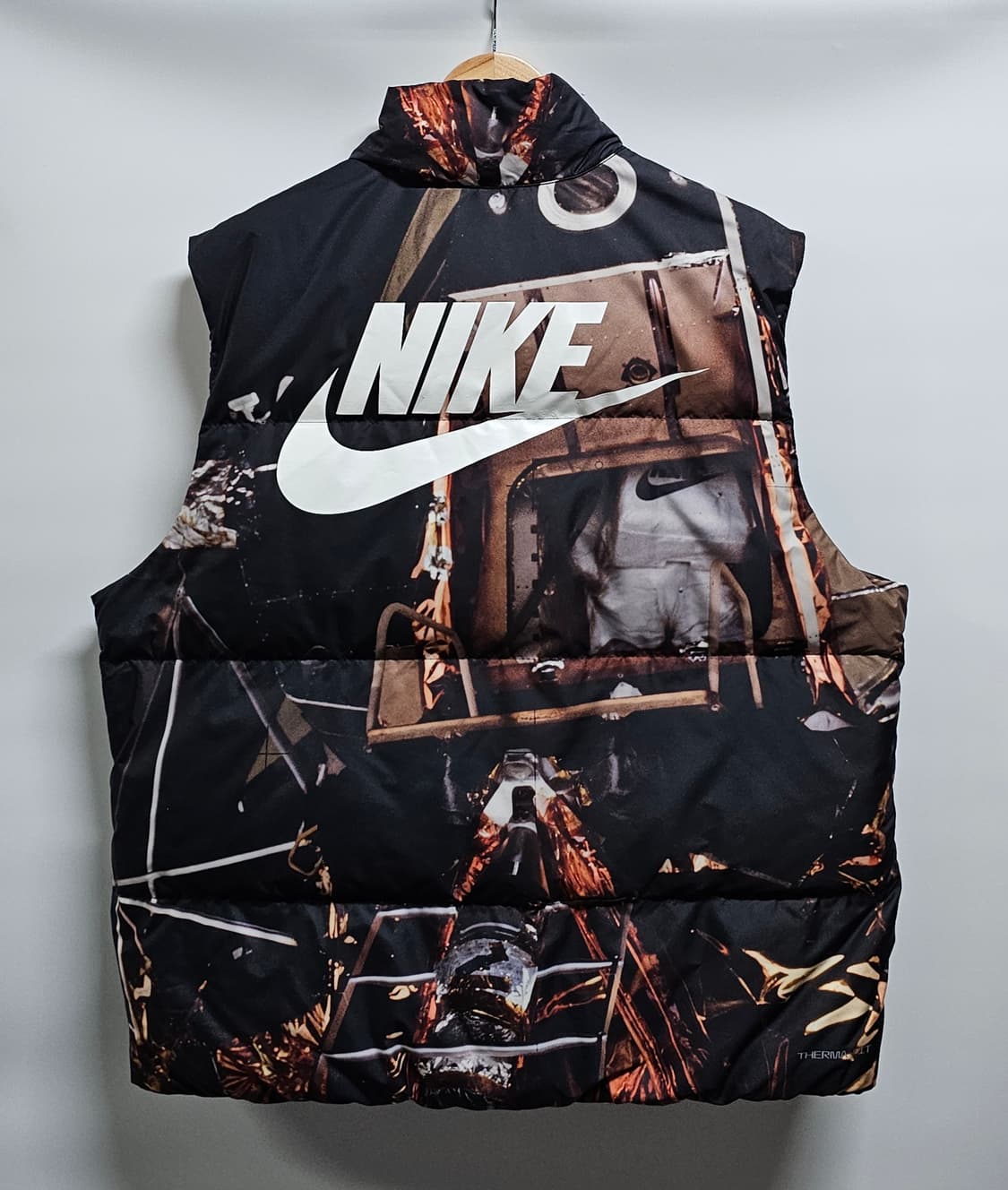 나이키 써마핏 제로 그래피티 패딩조끼 L 상품이미지2