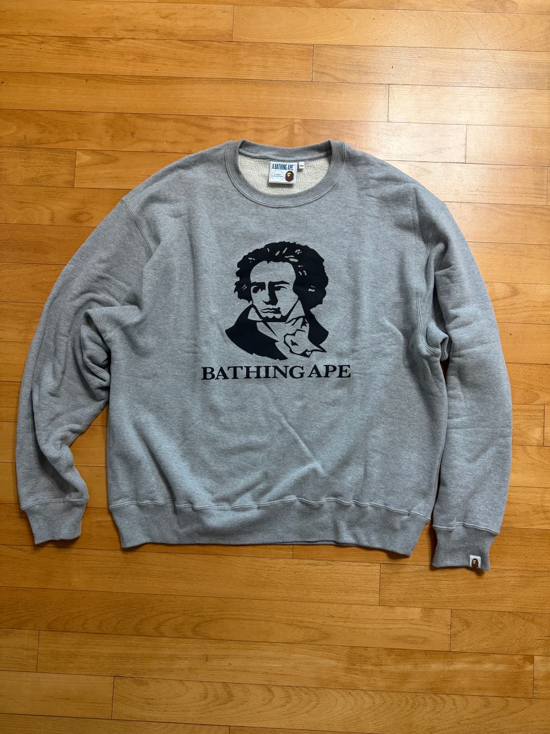 bape 베토벤 맨투맨 상품이미지1