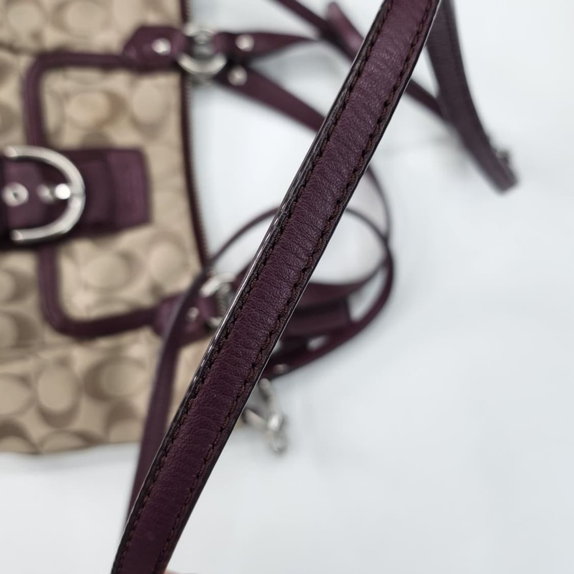 COACH 시그니처 캔버스 2WAY 숄더백 상품이미지4