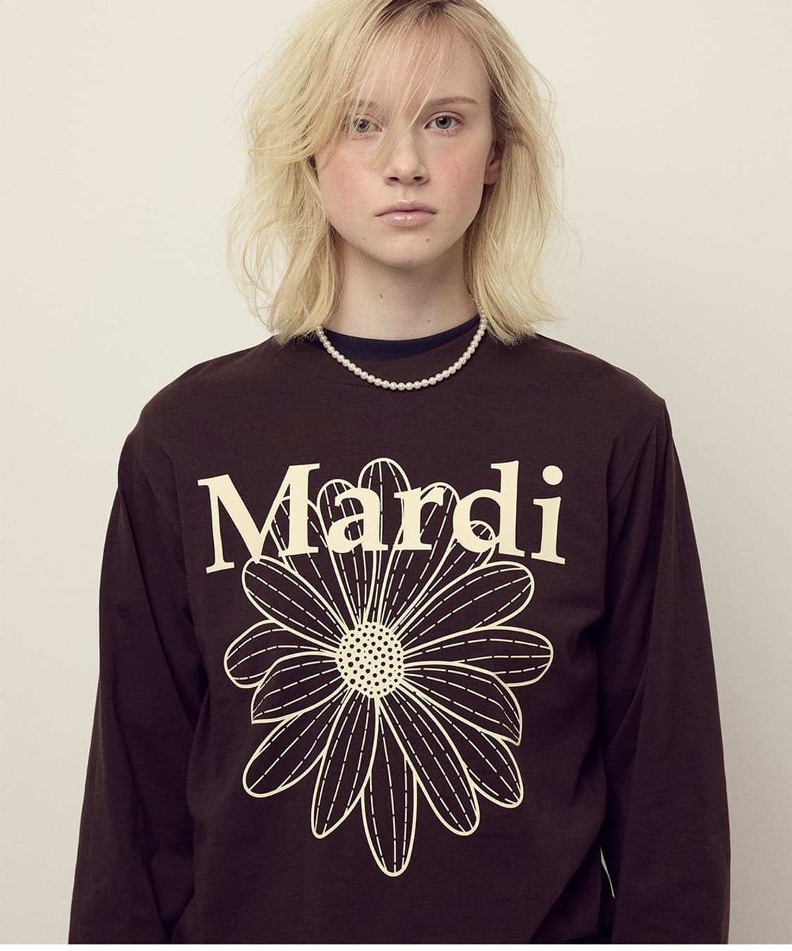 마르디 메크르디 긴팔 티셔츠 상품이미지1