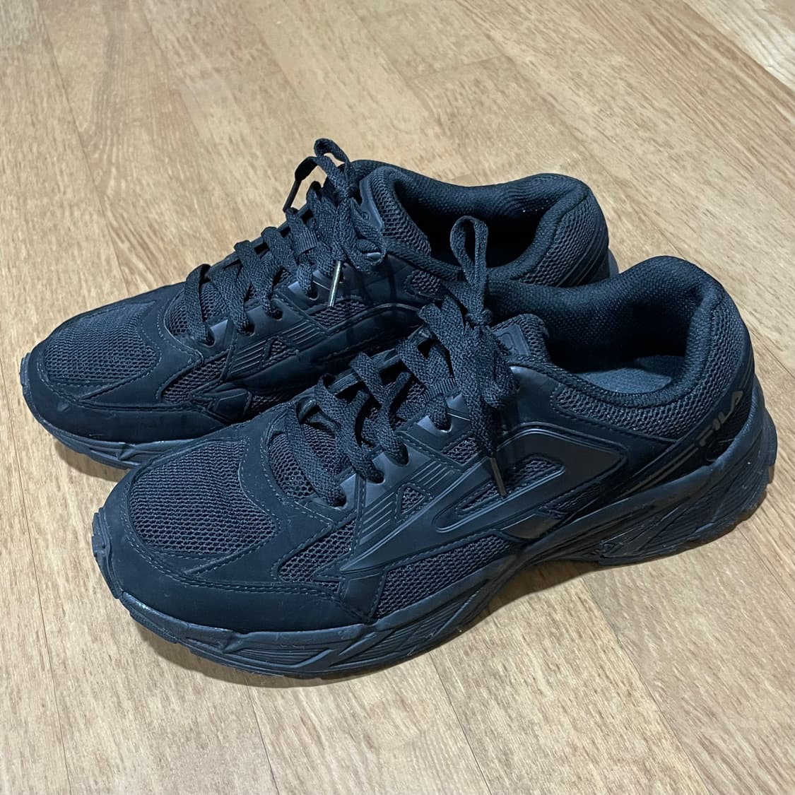 휠라 디사이퍼 운동화 270 상품이미지3