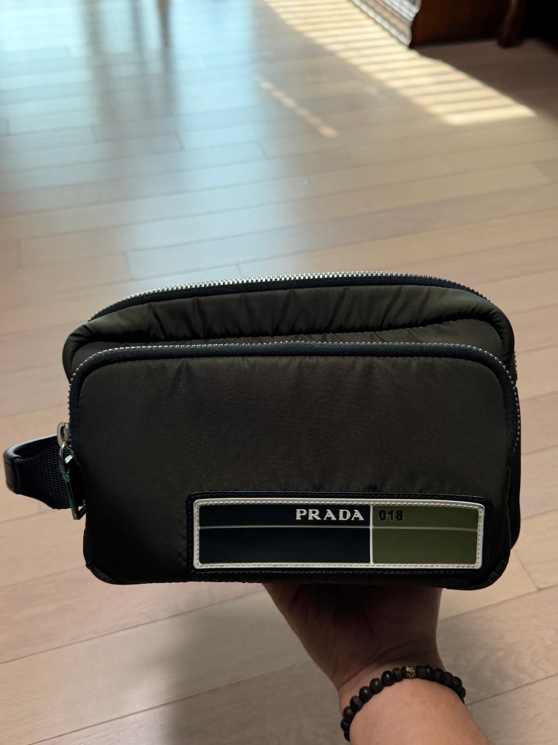 프라다 리나일론 포켓 파우치백 , 클러치백 (보증서) 상품이미지1