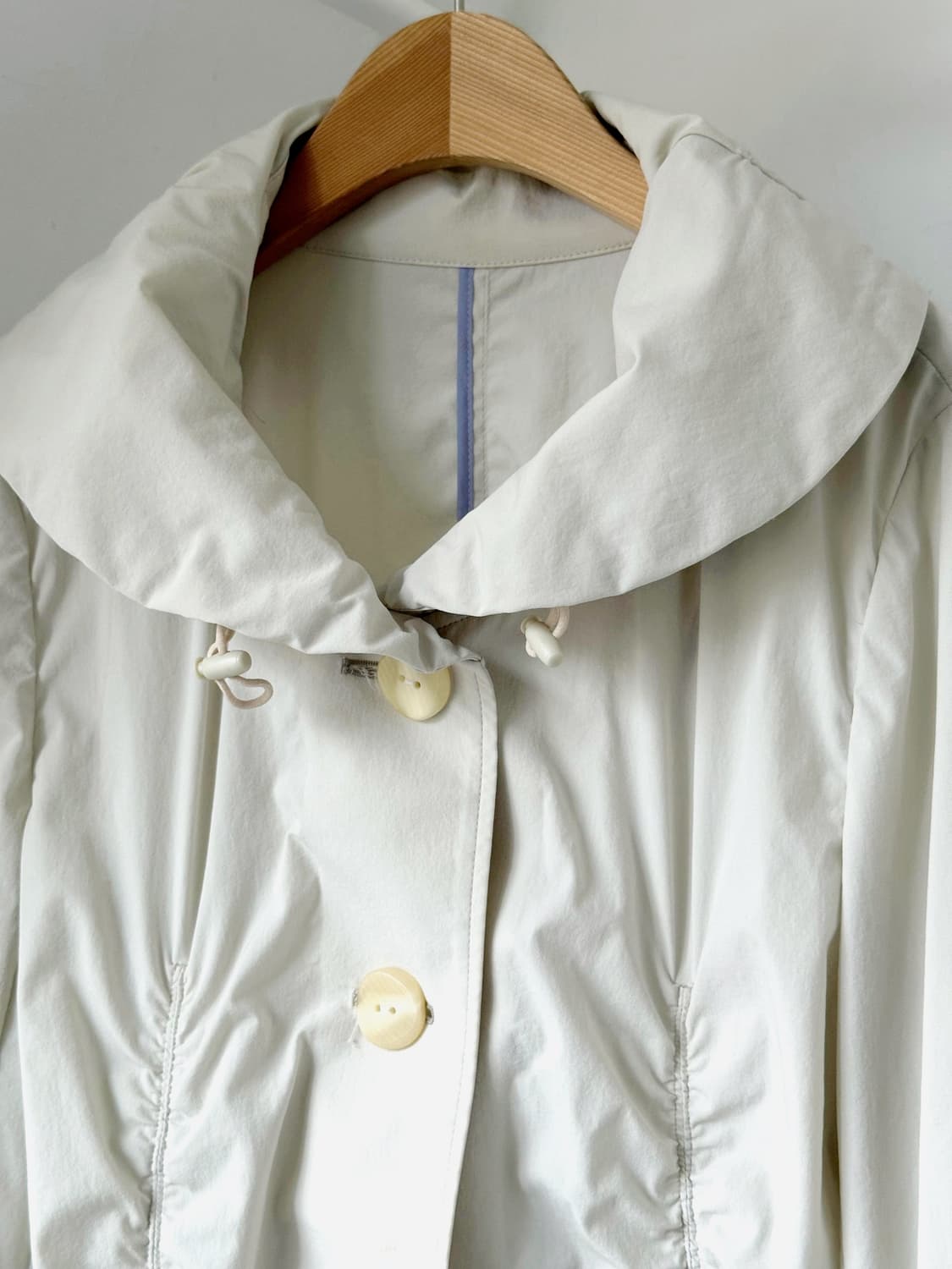 Shirred design stretched fabric jacket 상품이미지3