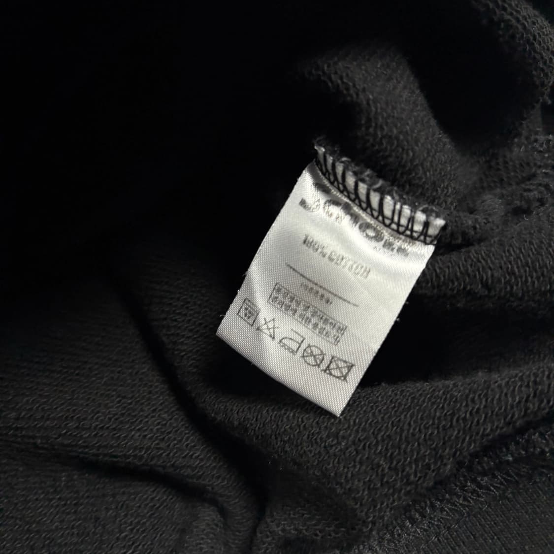 쇼트 블랙컬러 맨투맨 상품이미지4