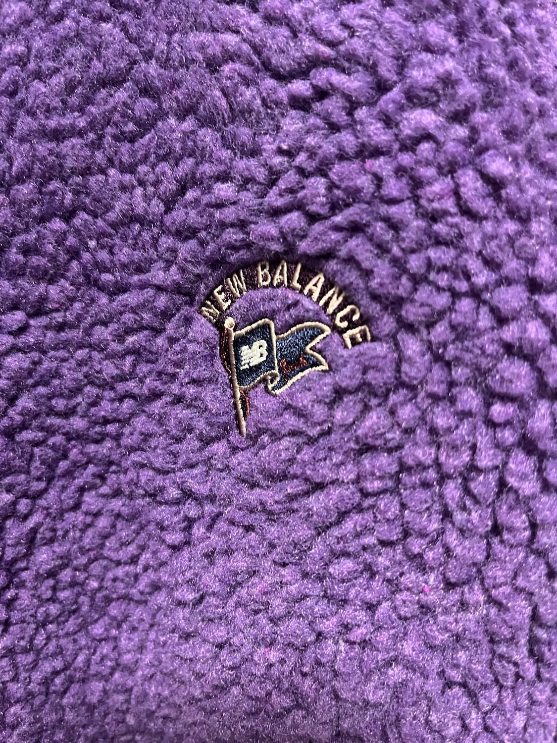(새상품) 뉴발란스 플리스 베스트 퍼플 L 상품이미지3