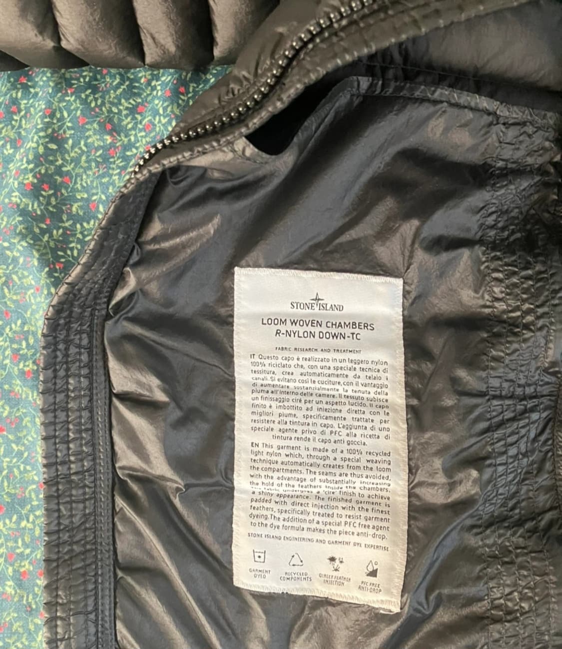 스톰아일랜드 경량패딩 상품이미지1