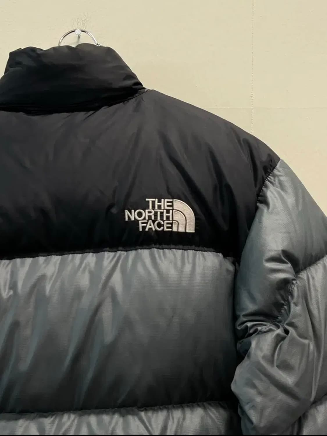 노스페이스 700필 1996 eco 눕시 구스 다운 자켓 그레이 상품이미지7