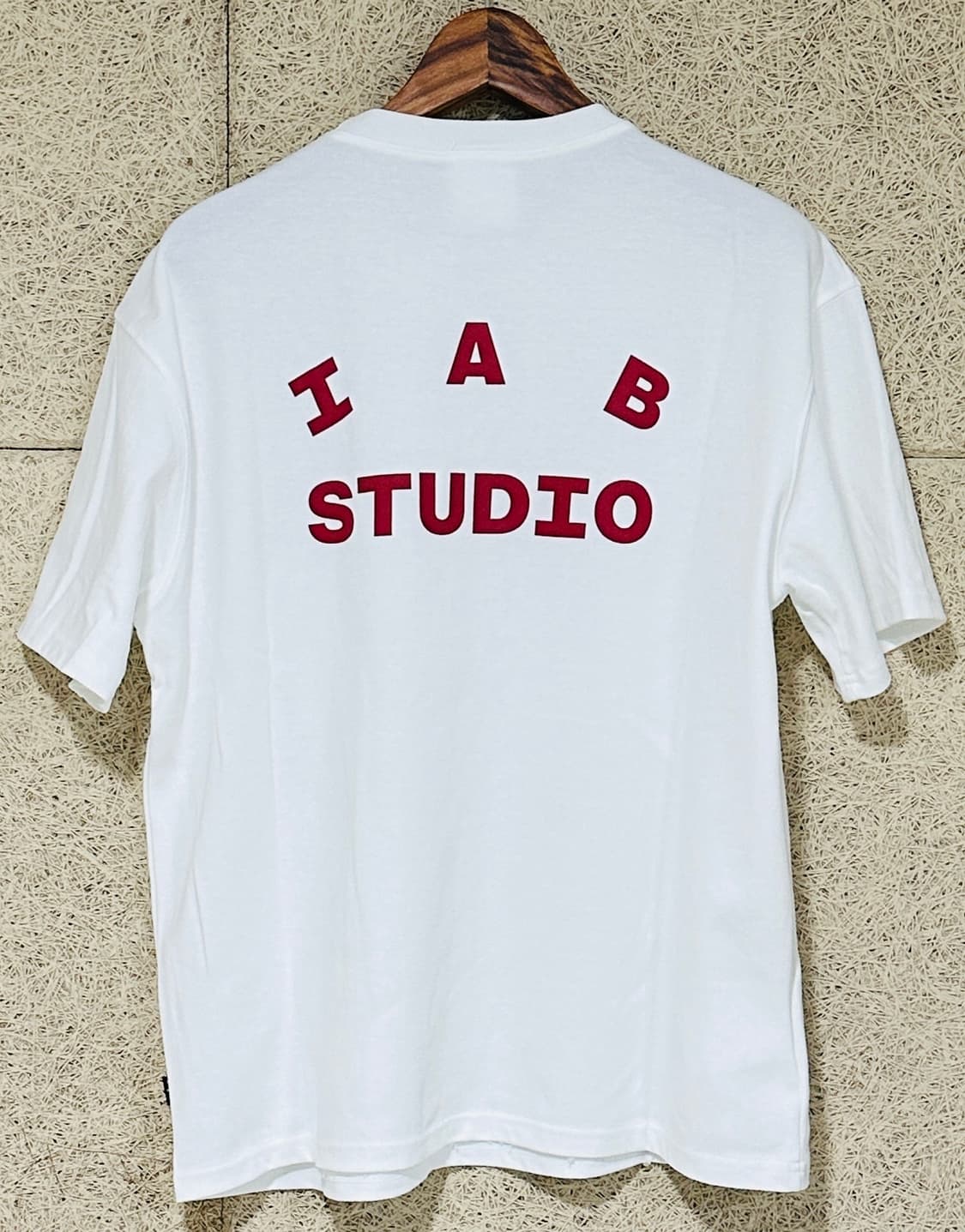 아이앱스튜디오 반팔 티셔츠 레드 로고 상품이미지1