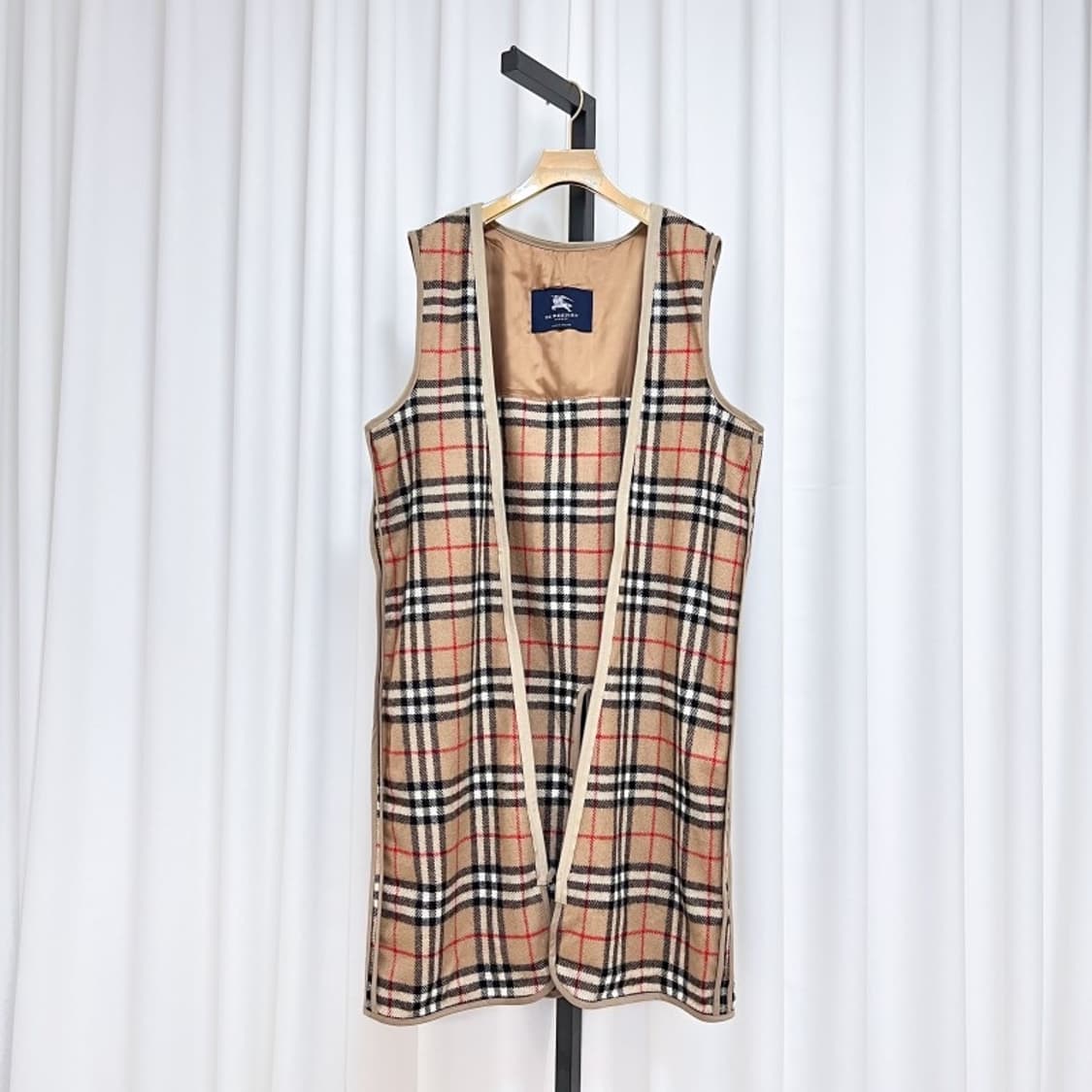 정품 버버리 베이지 코트 내피 상품이미지1