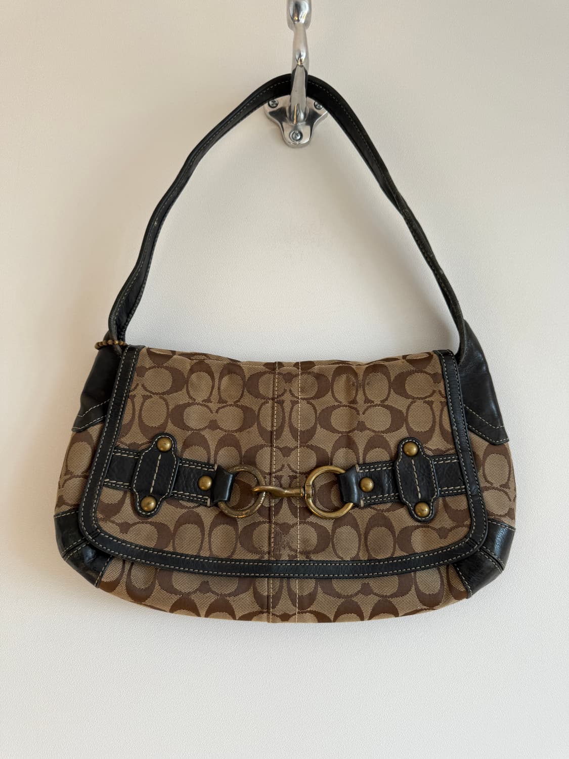 코치(COACH) 모노그램 숄더백 상품이미지7