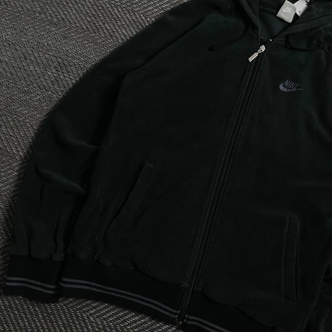 나이키 퓨츄라 로고 후드 벨벳 트랙탑 져지y 4206 상품이미지4