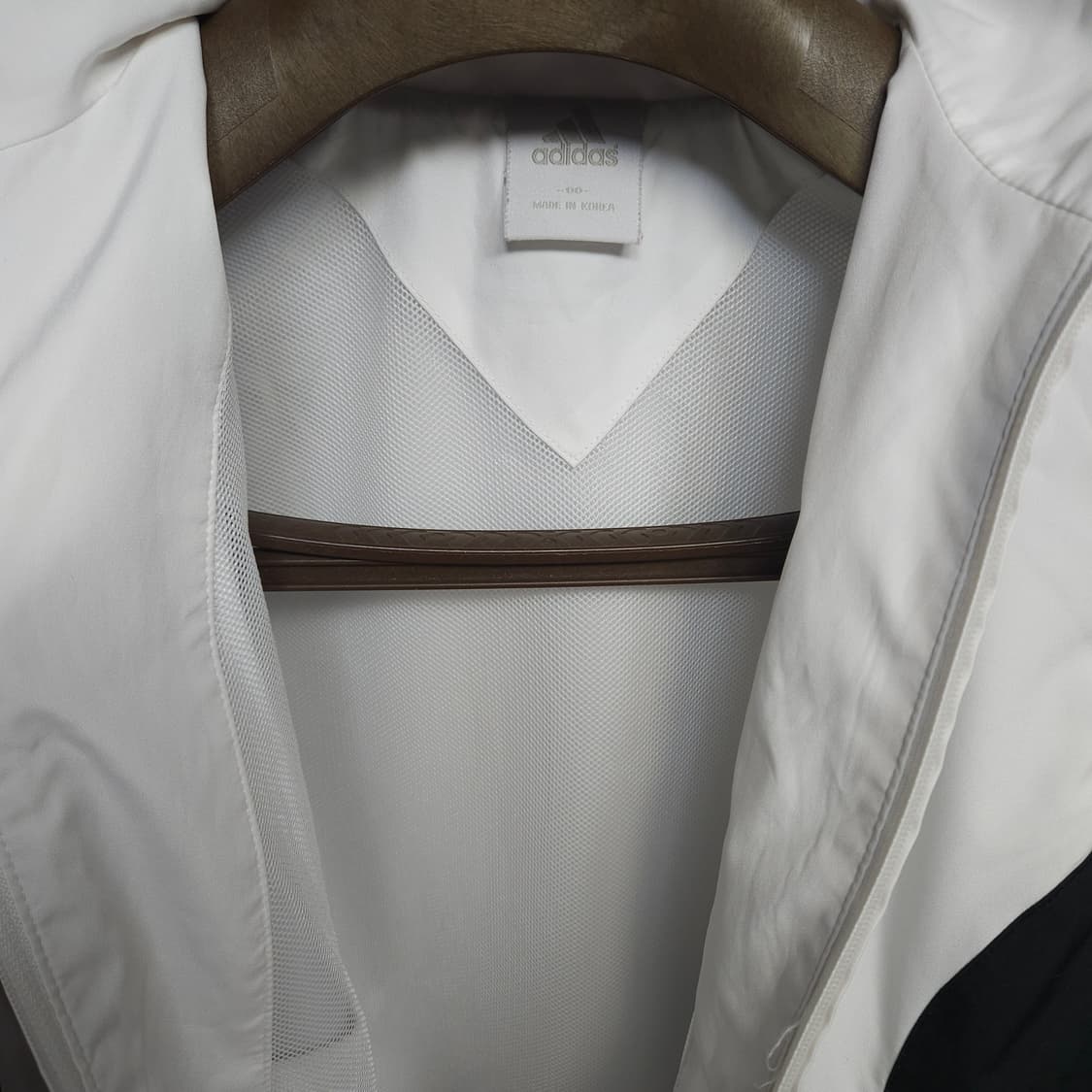 90 ) 아디다스 여성 퍼포먼스 런닝 바람막이 상품이미지5