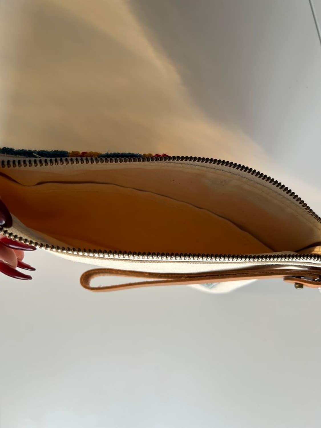 PILE CLUTCH BAG 파일 클러치 백 상품이미지4