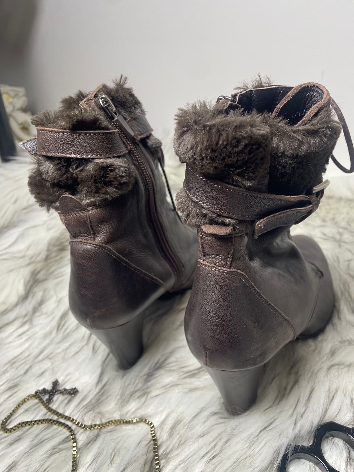 빈티지 kissa 천연가죽 갸루 퍼 앵클부츠힐 상품이미지5