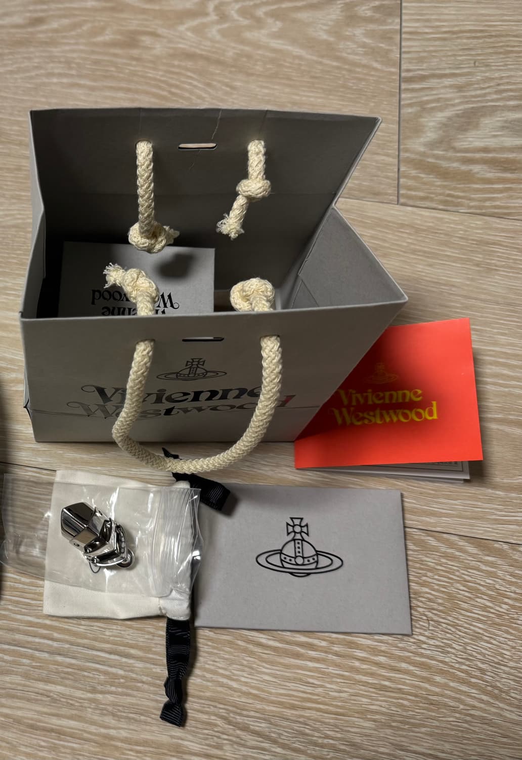 비비안웨스트우드 아머링 실버 상품이미지1