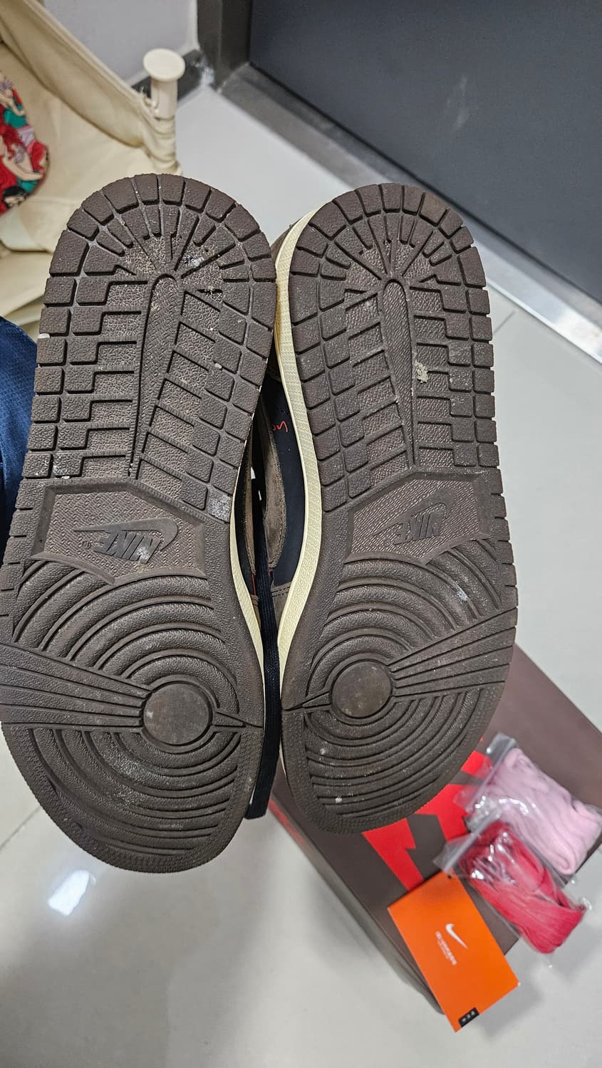 나이키 조던 트래비스 스캇 모카 og 로우 상품이미지4