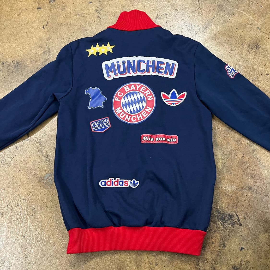 [정품/100] 아디다스 바이에른 뮌헨 트랙탑 져지 네이비 레드 b15 상품이미지4