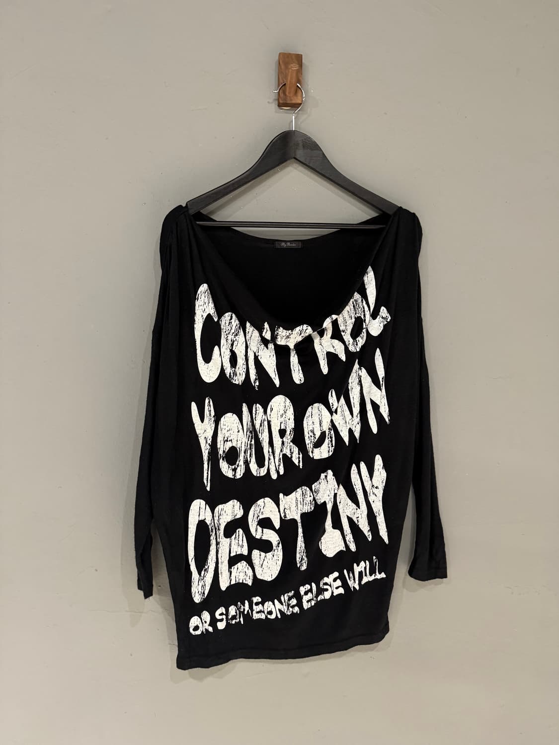 draped detail lettering long sleeve 상품이미지6