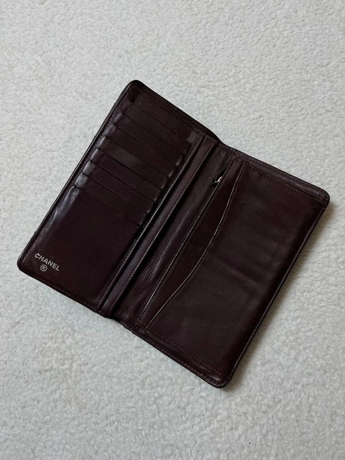 샤넬 클래식 퀼팅 램스킨 장지갑 A1663 상품이미지6