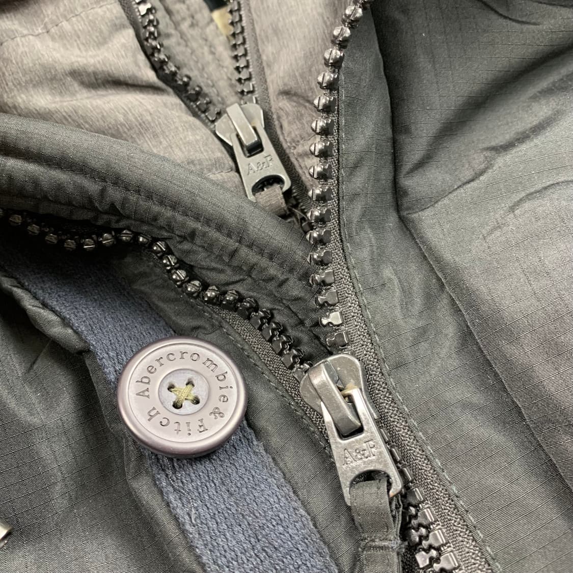 아베크롬비 패치로고 립스탑 폴리쉘 후드 파카 블랙 상품이미지7