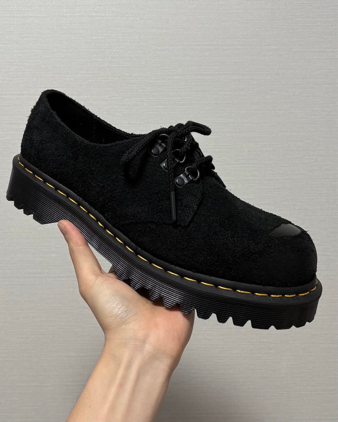 [UK7(260)]닥터마틴 1461 스틸 토 헤어리 스웨이드 블랙 상품이미지3