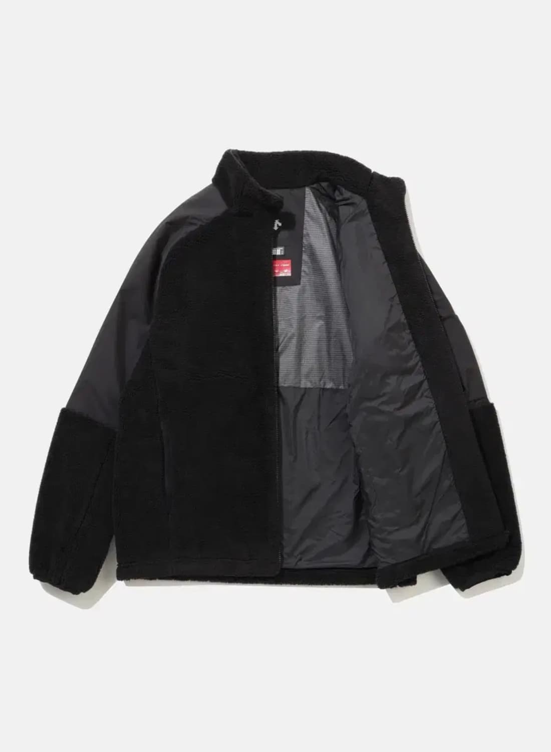 [새제품/XL] 데상트 90주년 레거시 플레스 자켓 상품이미지2