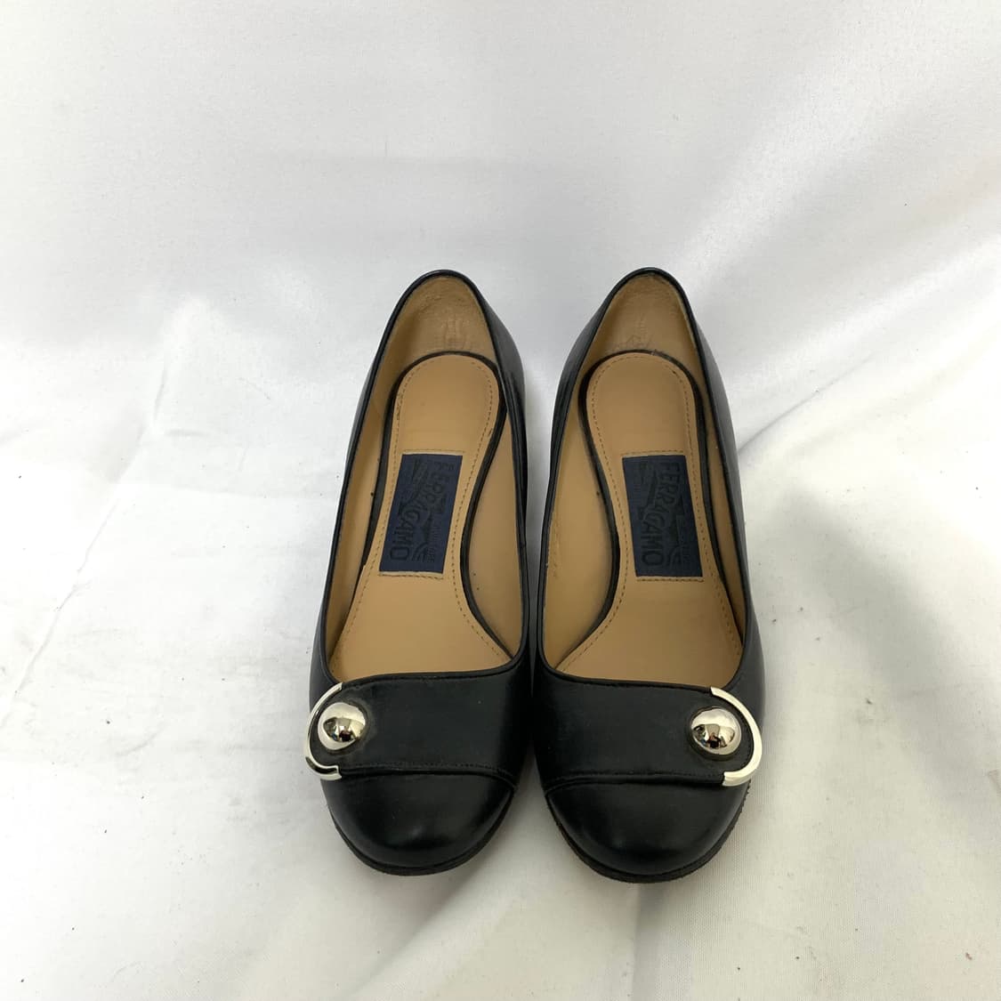 페라가모 블랙 은장 여성 펌프스 로우힐 225-230 빈티지 프라다st 상품이미지2