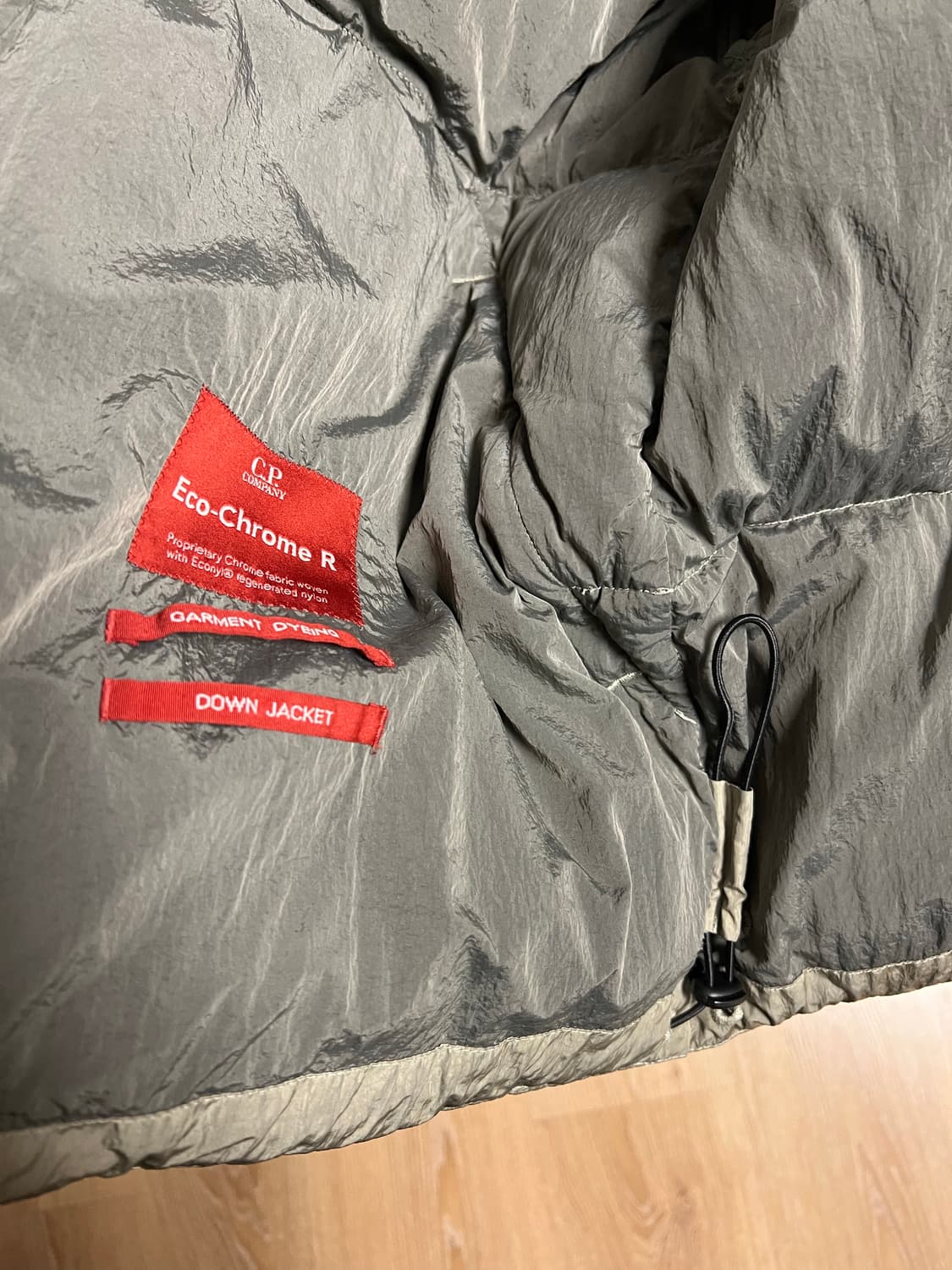 cp컴퍼니 패딩 상품이미지5
