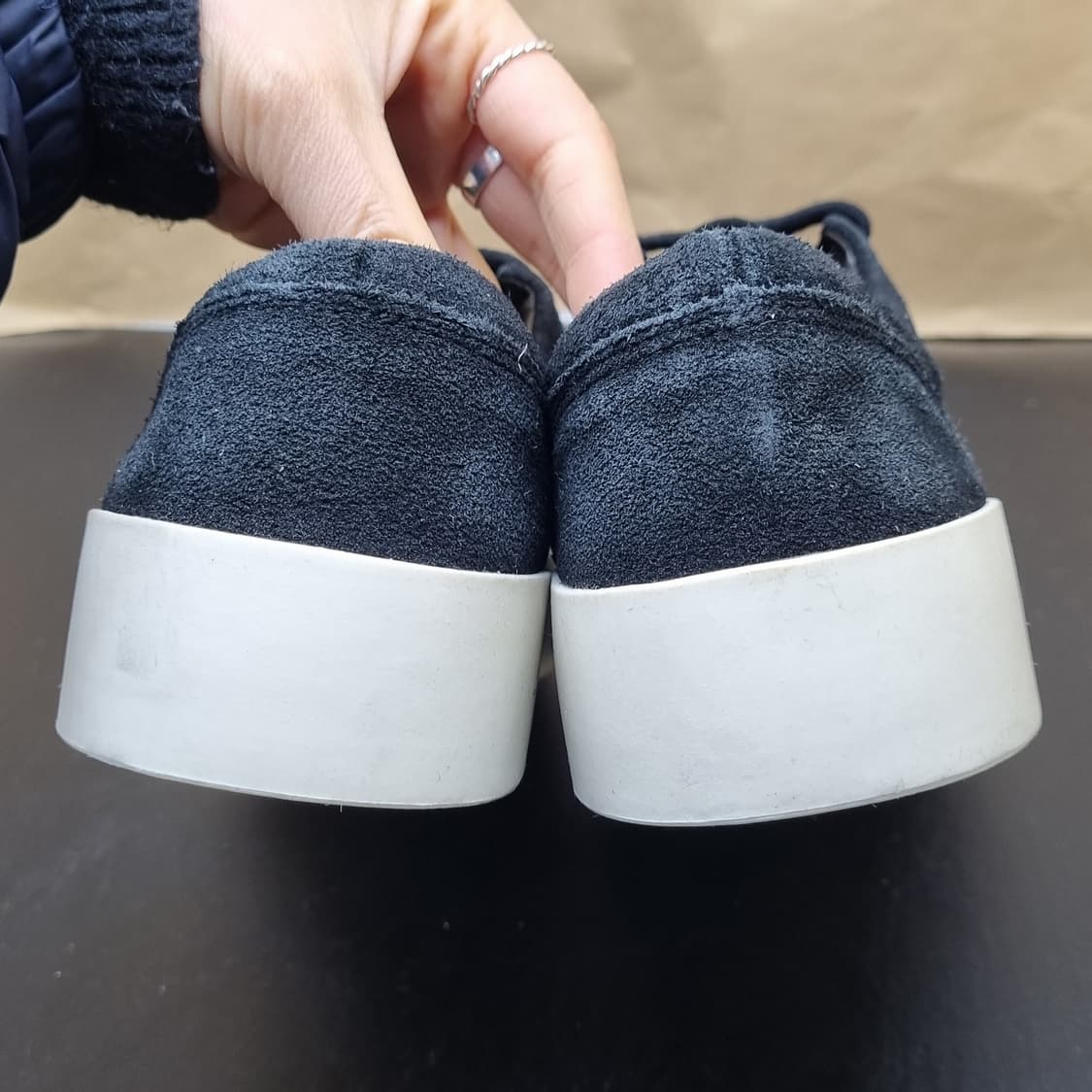 자라 스웨이드 남성스니커즈 실사이즈260  상품이미지4