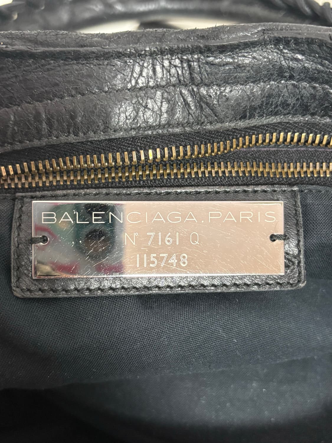 발렌시아가 시티 모터백 블랙 미디움 상품이미지8