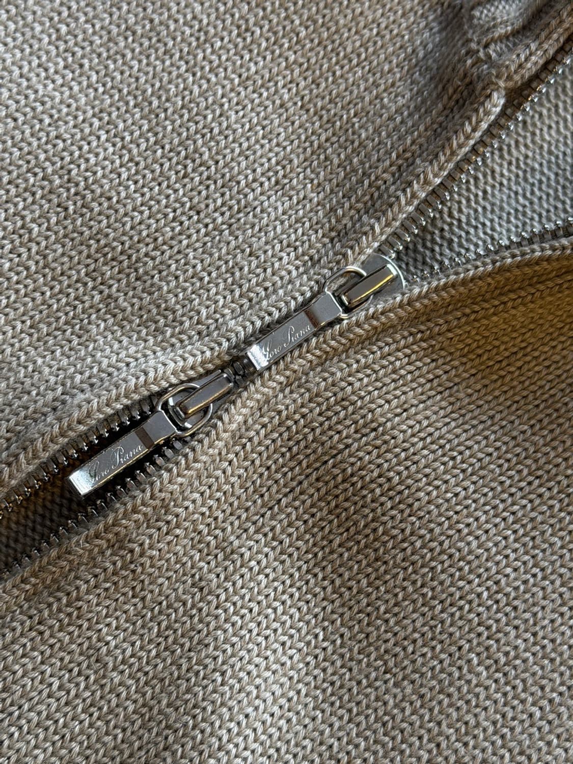 로로피아나 캐시미어 가디건 100~103 상품이미지6