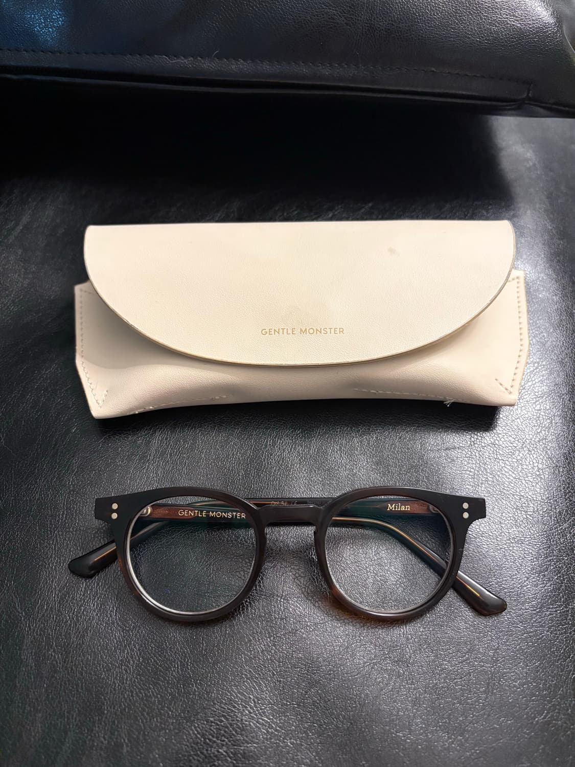 젠틀몬스터 밀란 브라운 상품이미지1