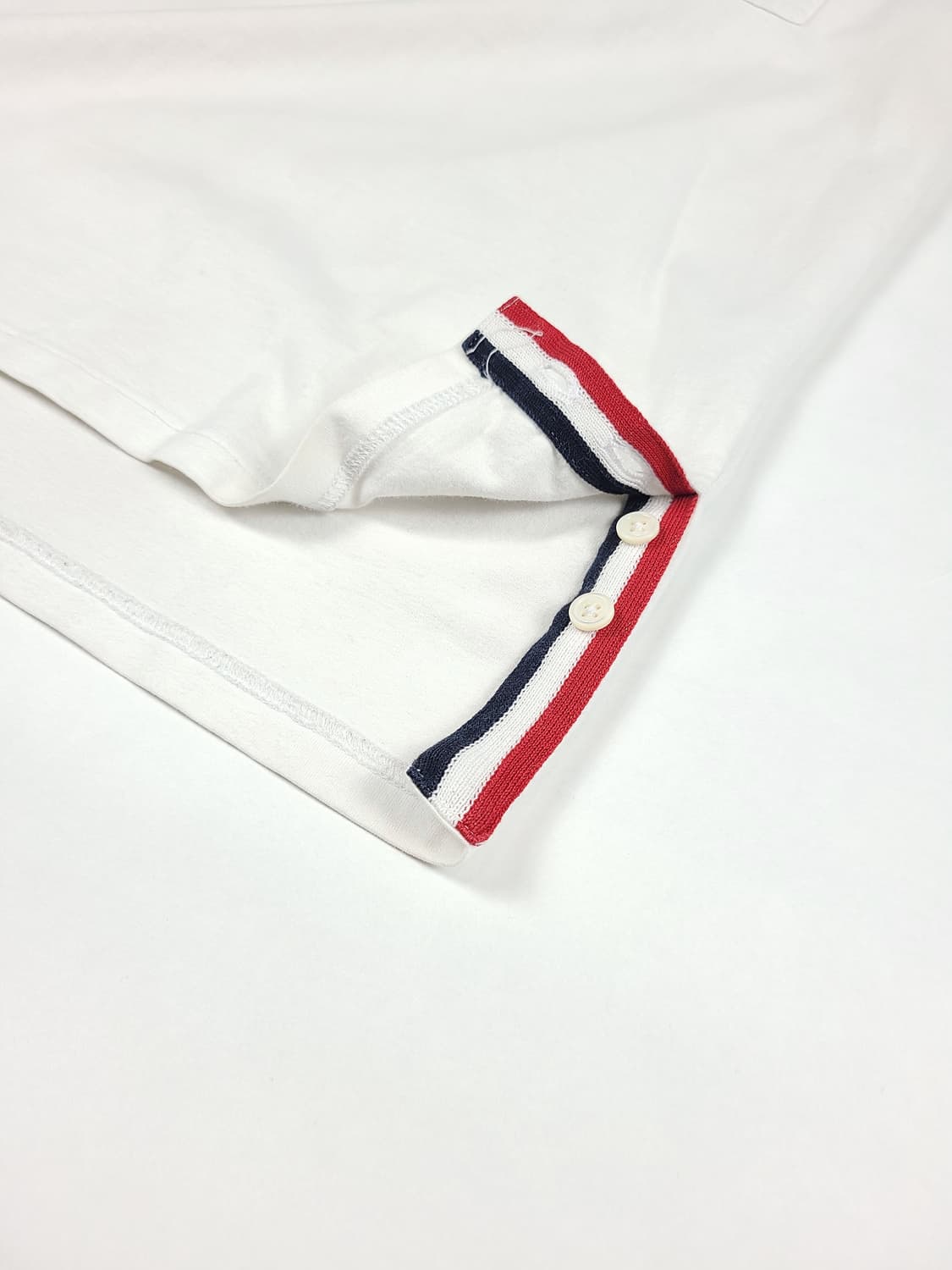 톰브라운 포켓 삼선 반팔 티셔츠 상품이미지4