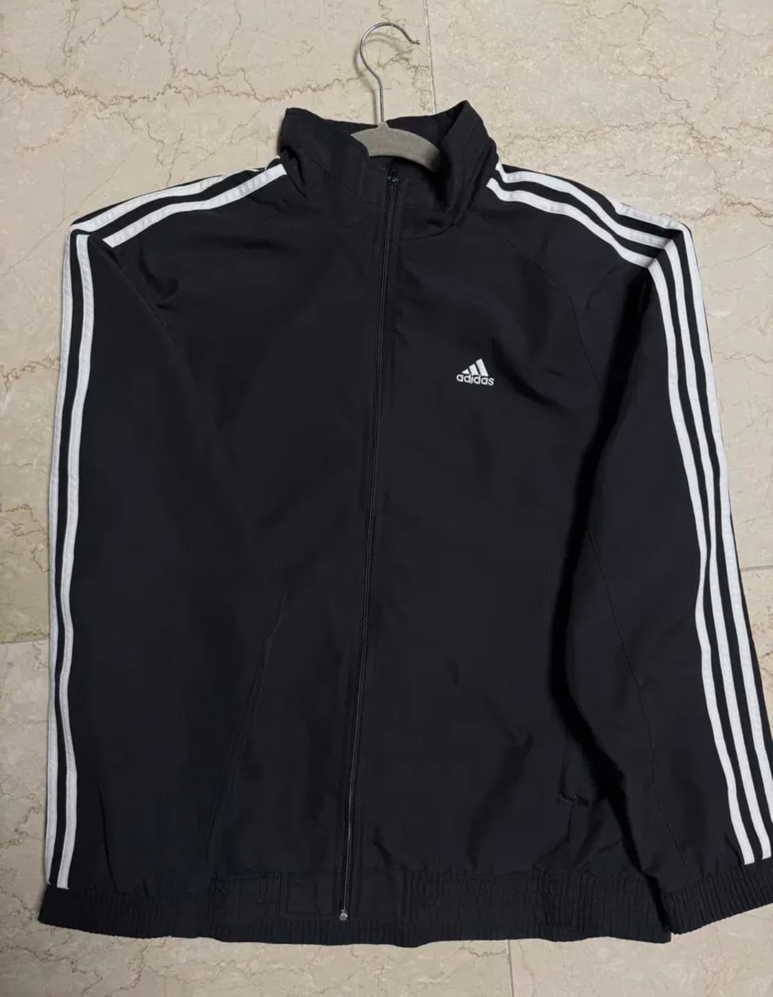 아디다스바람막이 상품이미지1
