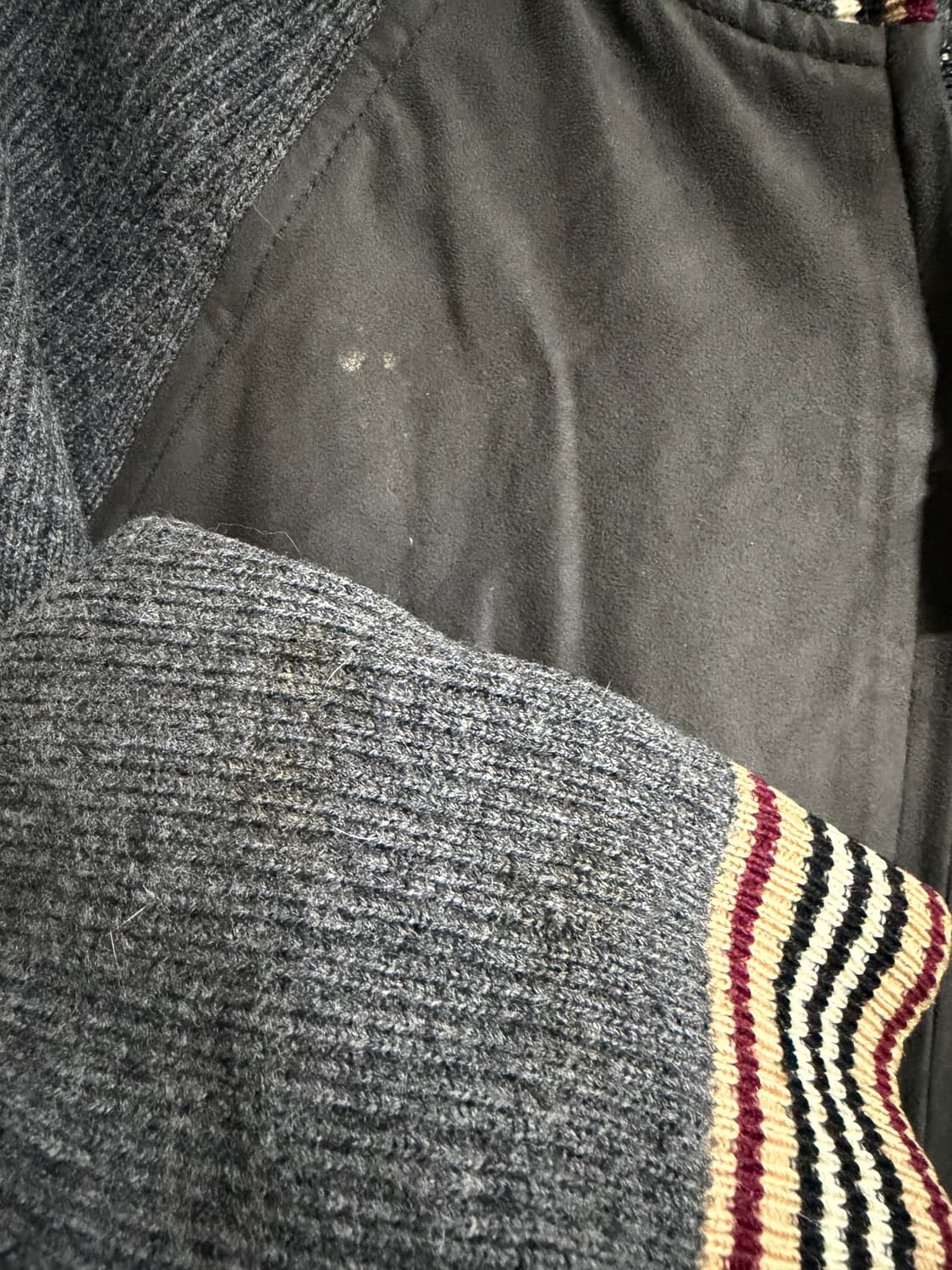 버버리 블랙라벨 니트 슬리브 집업 자켓 상품이미지9