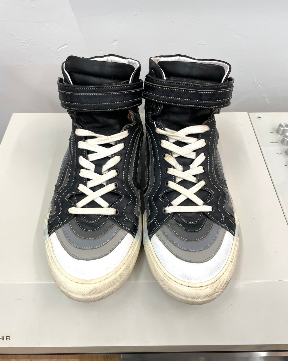 [300] 피에르하디 레더 하이탑 스니커즈 상품이미지3