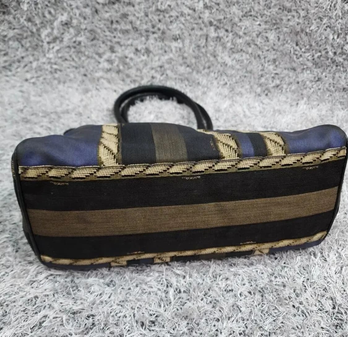 펜디 토트백 상품이미지3