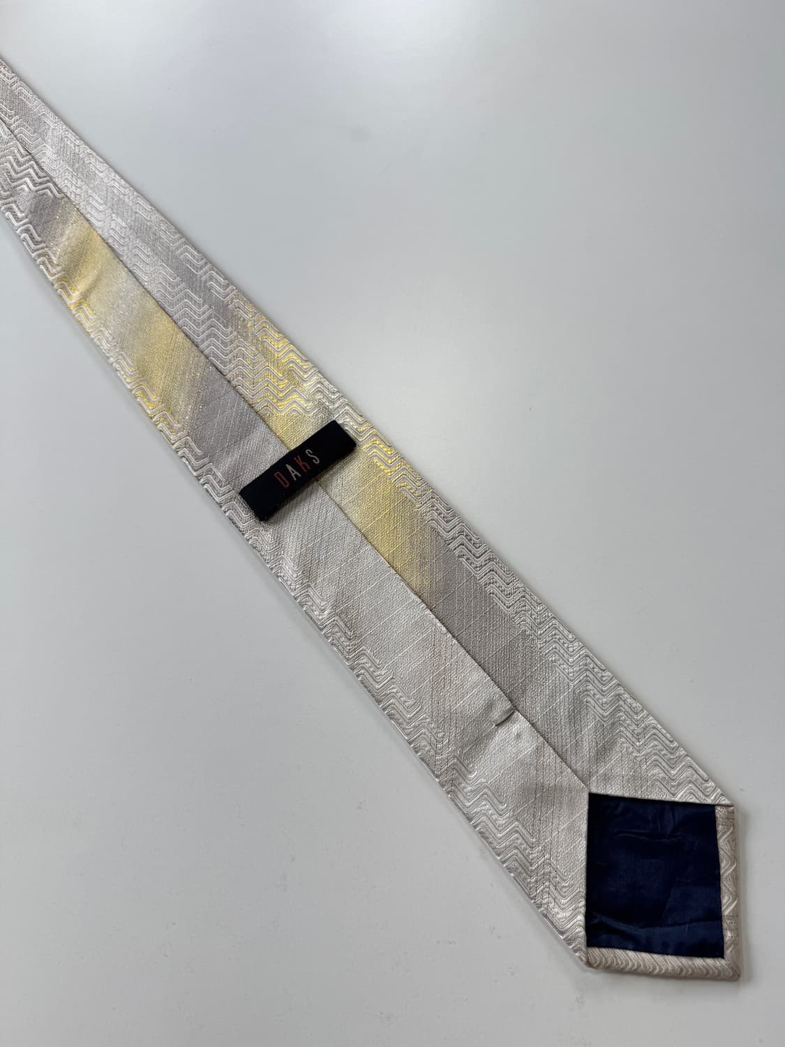 닥스(Daks) 실크 넥타이 8cm 상품이미지3