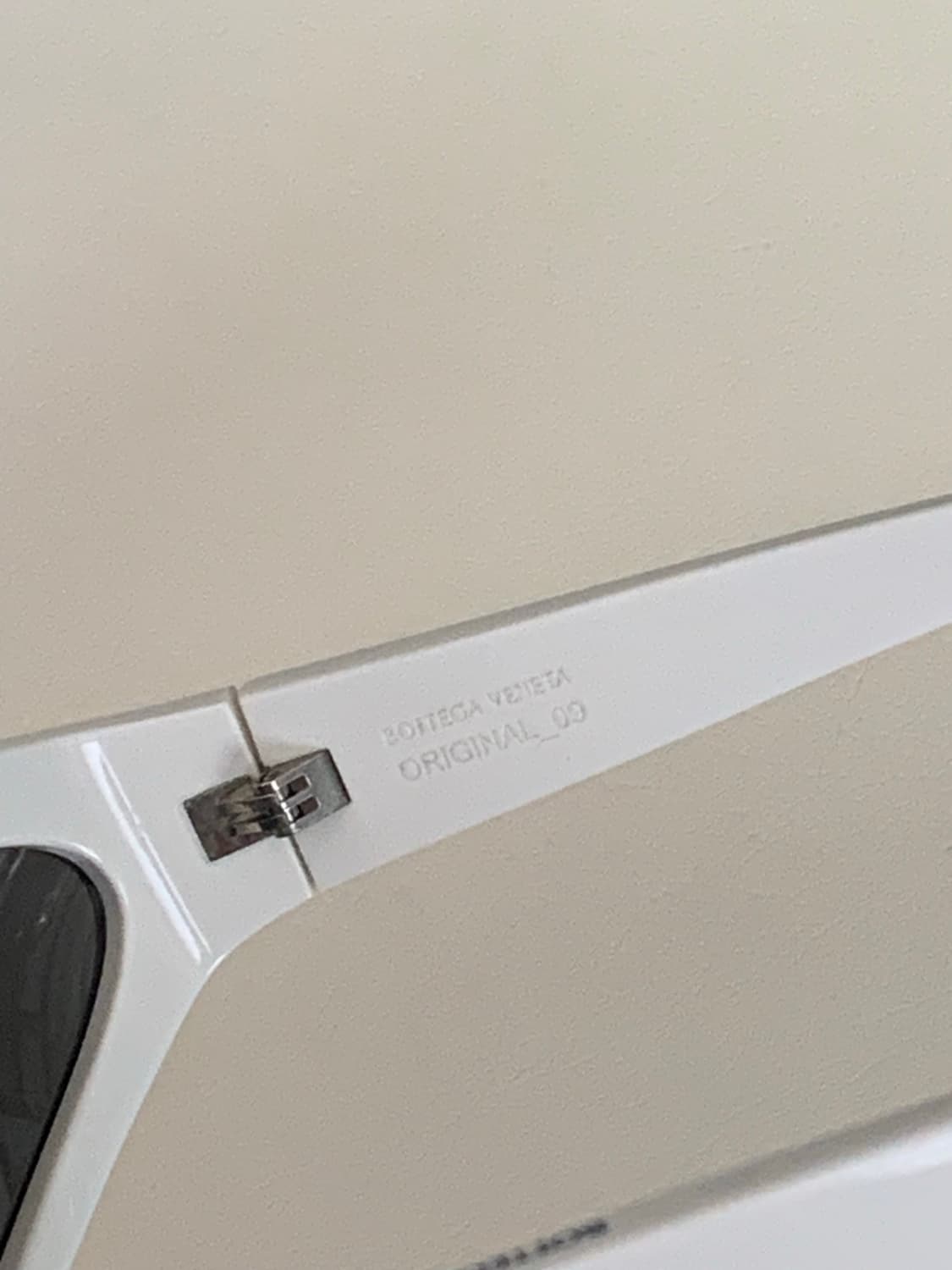 보테가베네타 오벌 선글라스  상품이미지5