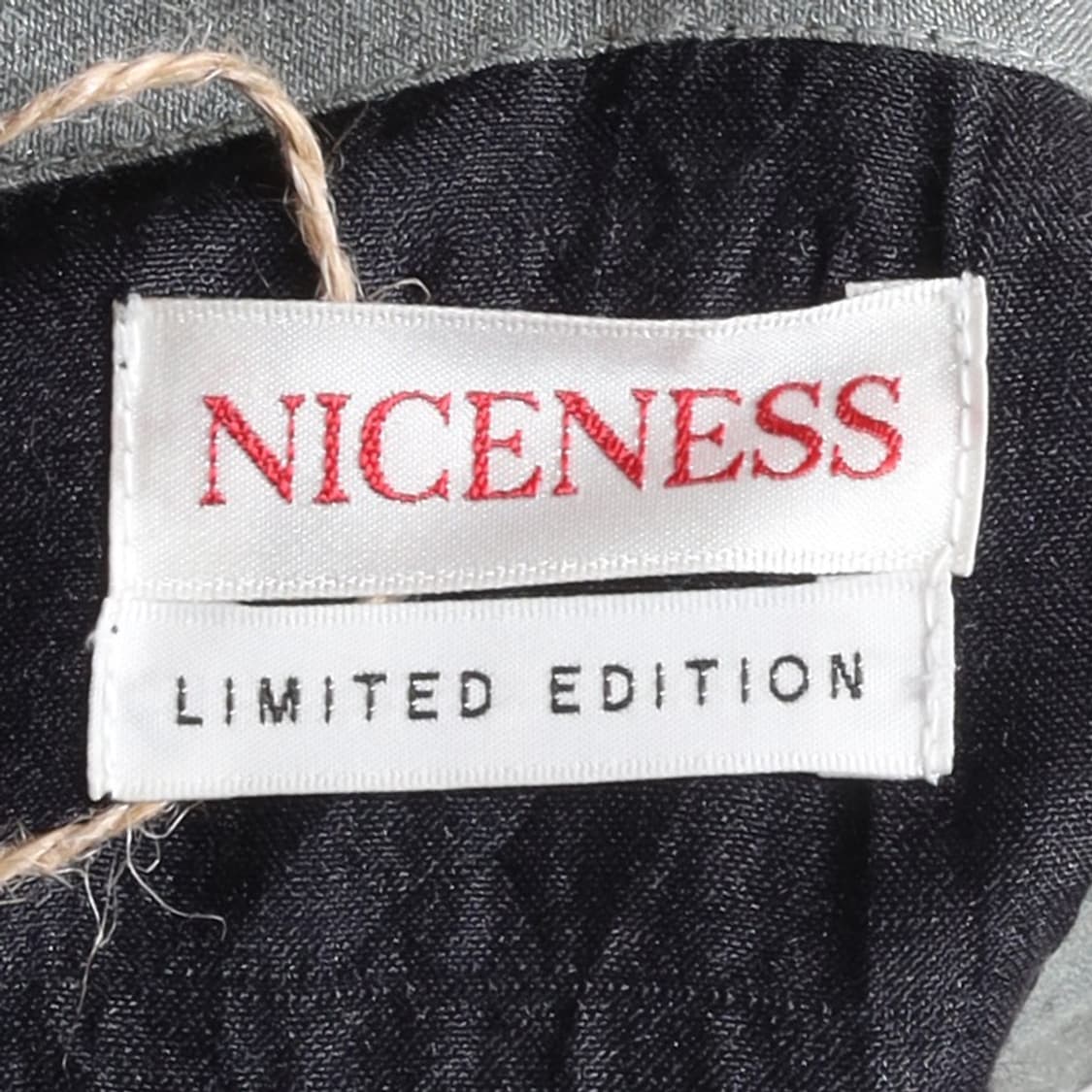 나이스네스 NiceNess Majaw Silk Shirt

 상품이미지8