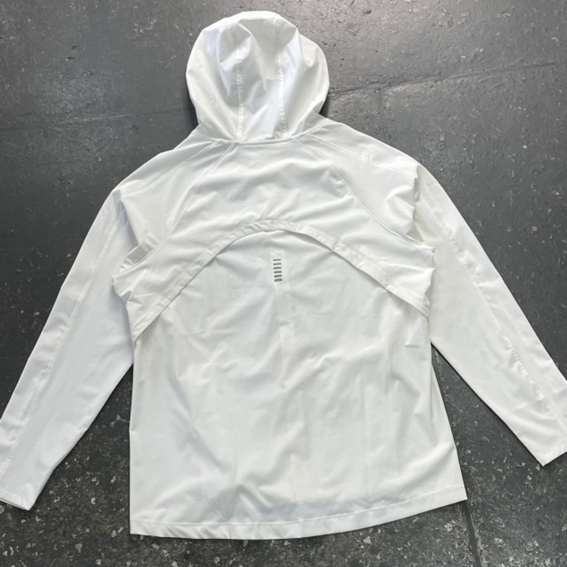 105 언더아머 바람막이  상품이미지5