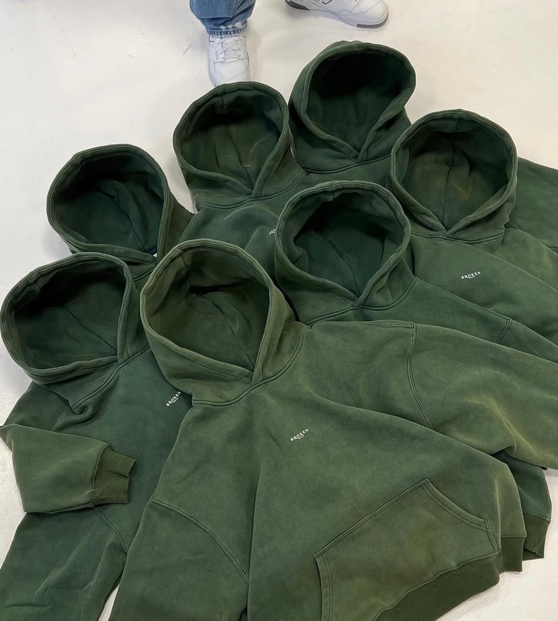 초판 broken oslo sun faded 후드티 그린 - M 상품이미지5