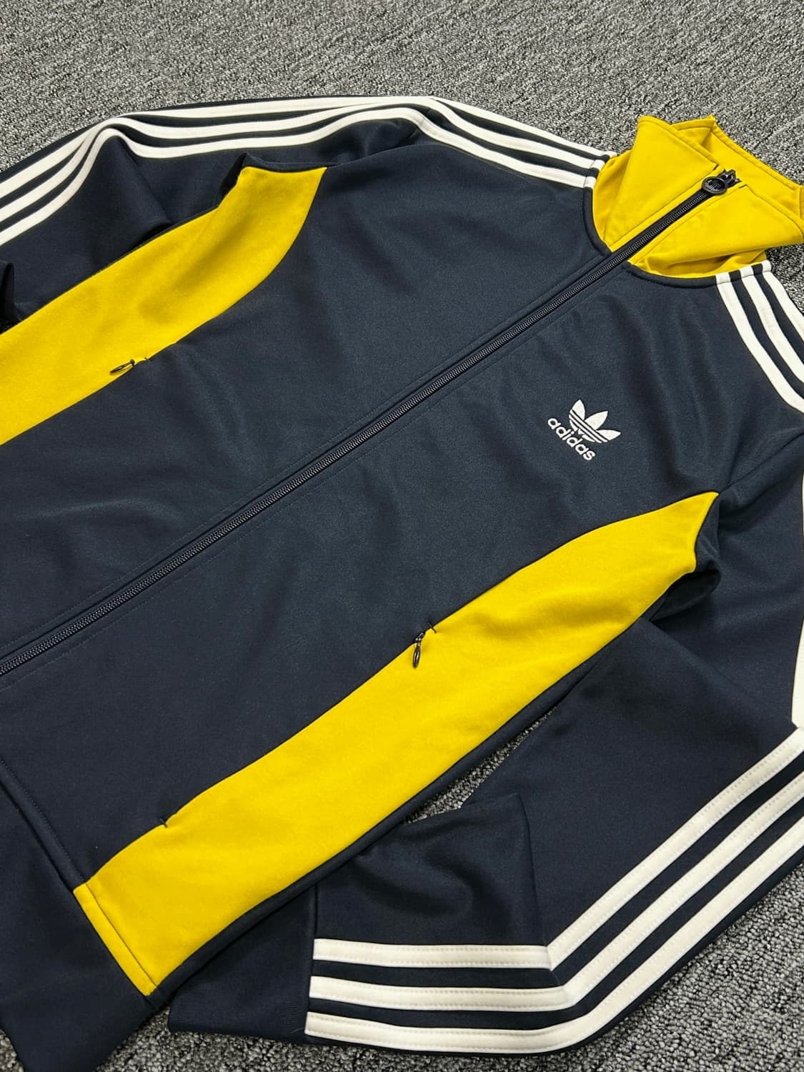 아디다스 유로파 네이비 배색 트랙탑 져지 M  상품이미지3
