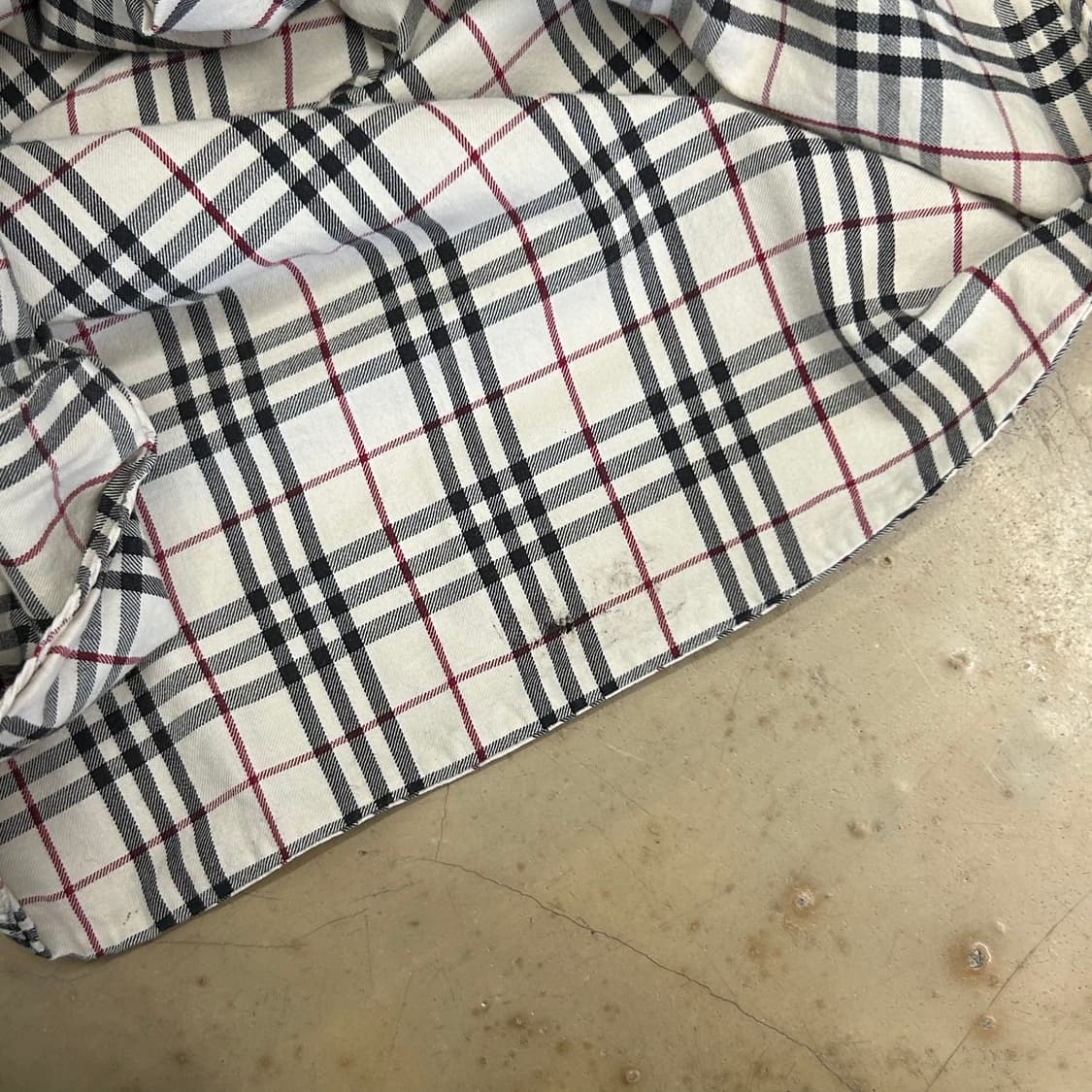 L 버버리 아이보리 노바체크 반팔 셔츠 상품이미지5