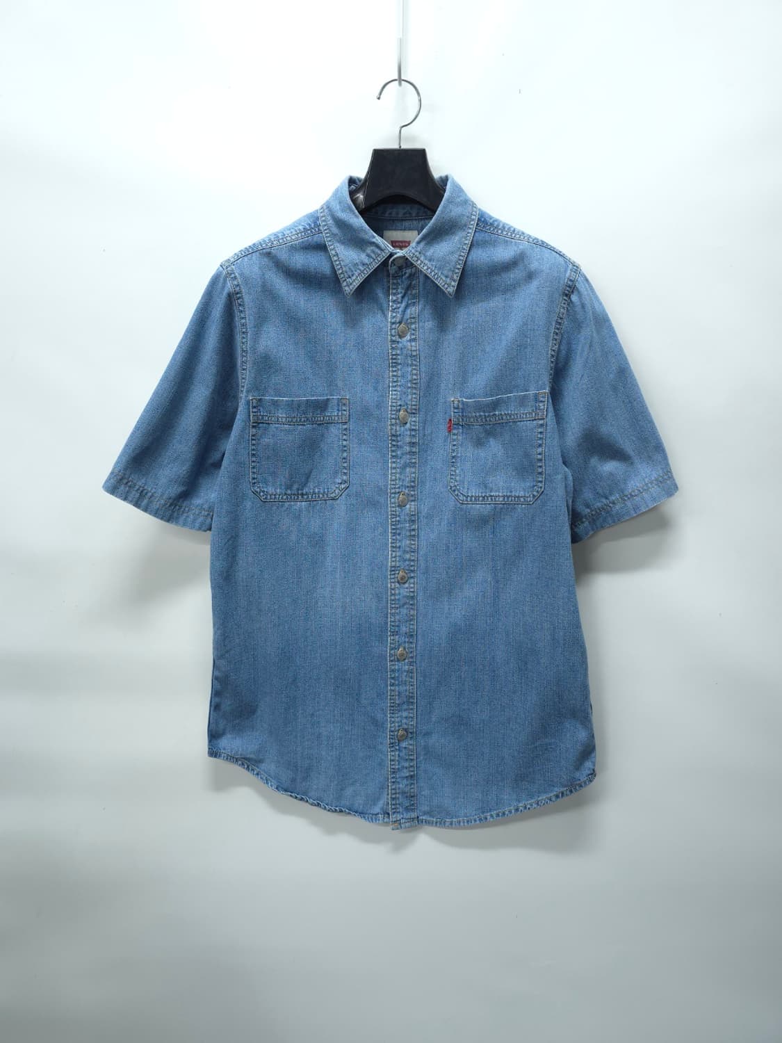 [리바이스] 남성 반팔 데님 셔츠 (95~100) 상품이미지1
