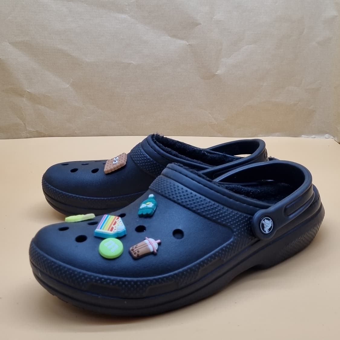 크록스 남성털샌들 270 상품이미지1