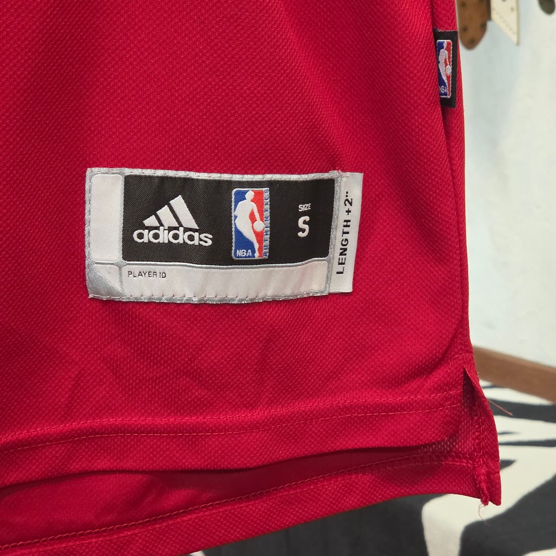 아디다스 엔비에이 클리블랜드 제임스 슬리브리스 상품이미지4