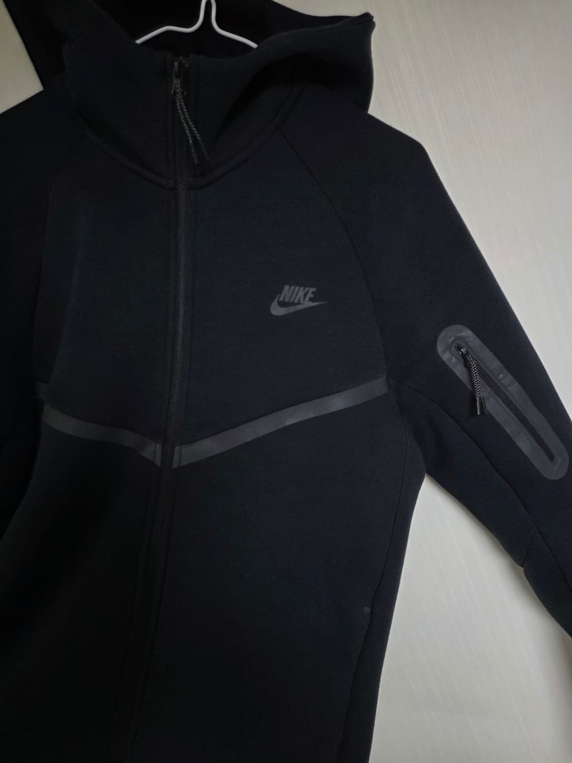 나이키 테크팩 검정 L 판매합니다 상품이미지1