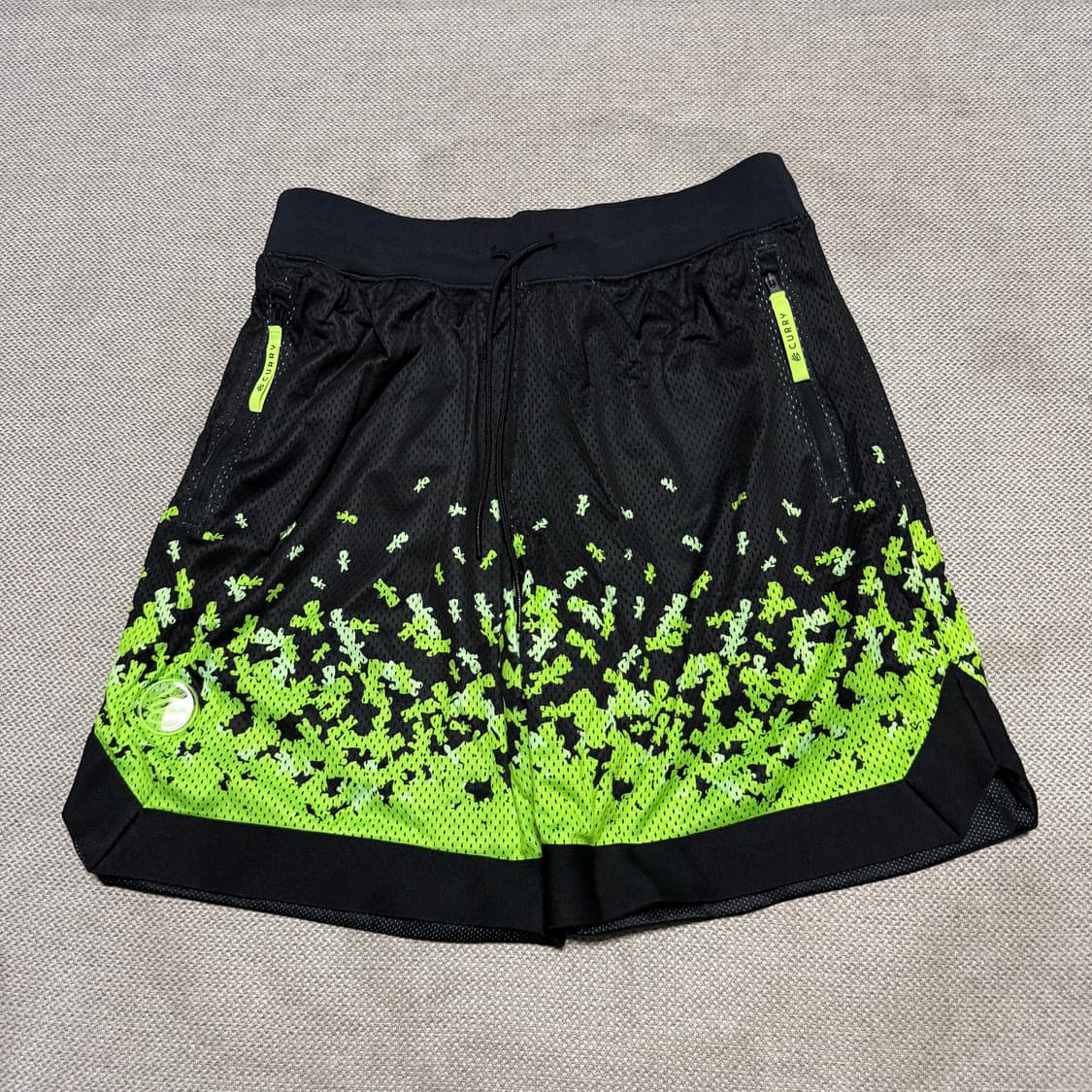 언더아머 커리 반바지 형광 메쉬 상품이미지1