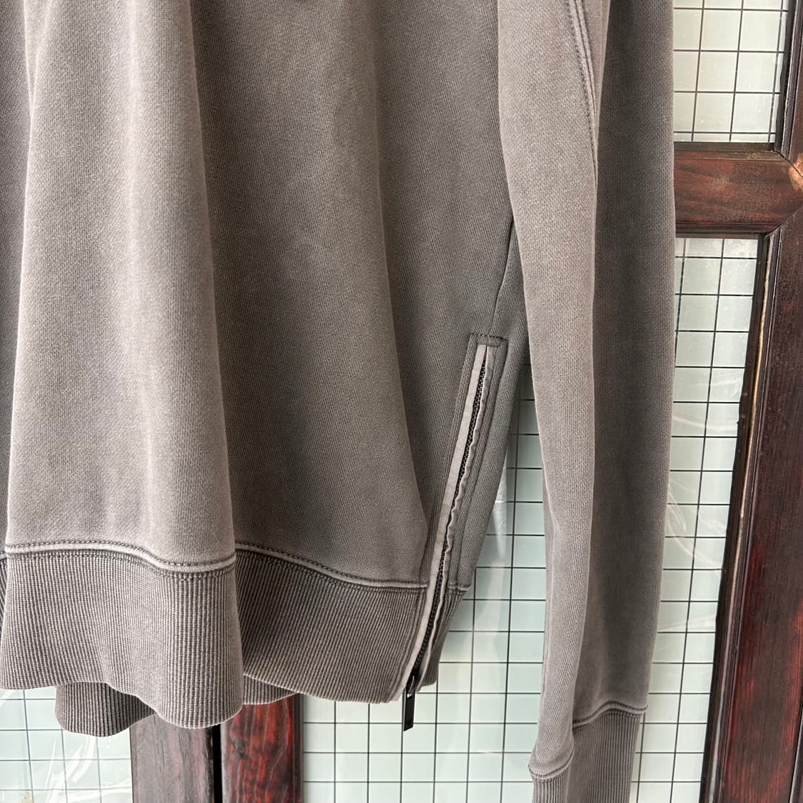 엠포리오 아르마니 진 버튼 업 후디 상품이미지7